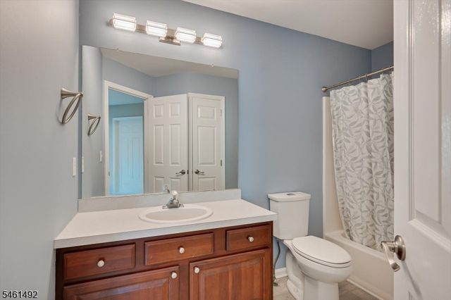 1092 Shadowlawn Dr, Green Brook Twp., NJ 08812