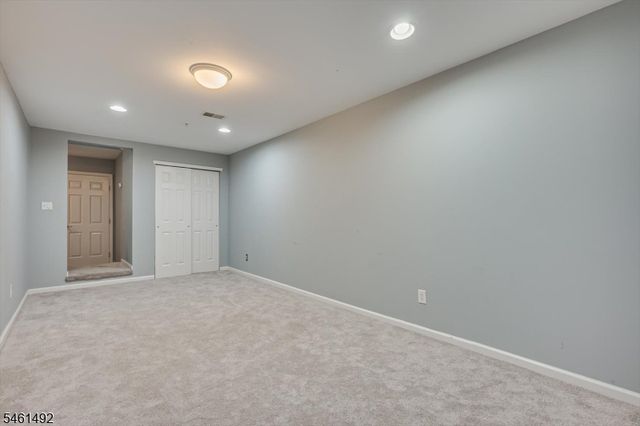 1092 Shadowlawn Dr, Green Brook Twp., NJ 08812