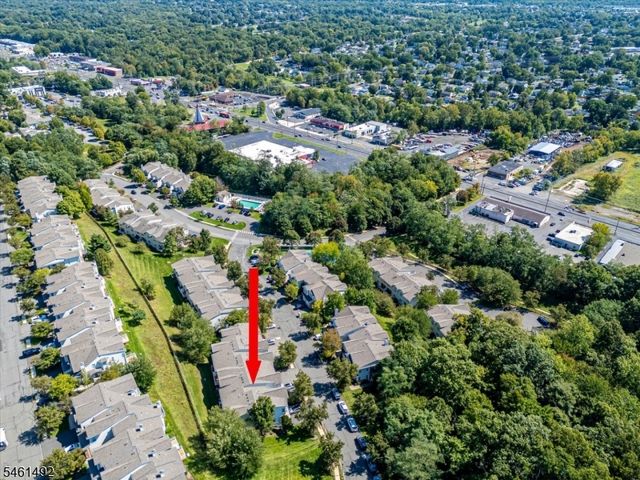 1092 Shadowlawn Dr, Green Brook Twp., NJ 08812