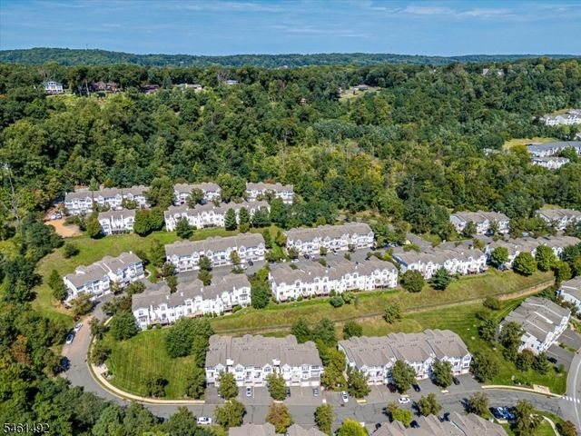 1092 Shadowlawn Dr, Green Brook Twp., NJ 08812