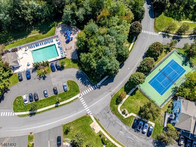 1092 Shadowlawn Dr, Green Brook Twp., NJ 08812