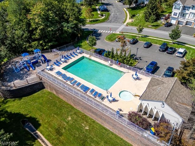 1092 Shadowlawn Dr, Green Brook Twp., NJ 08812
