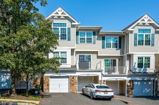 1092 Shadowlawn Dr, Green Brook Twp., NJ 08812