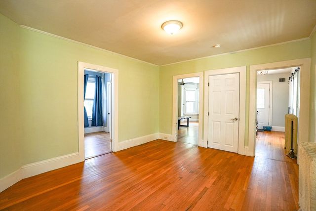 170 Hopedale St, Hopedale, MA 01747