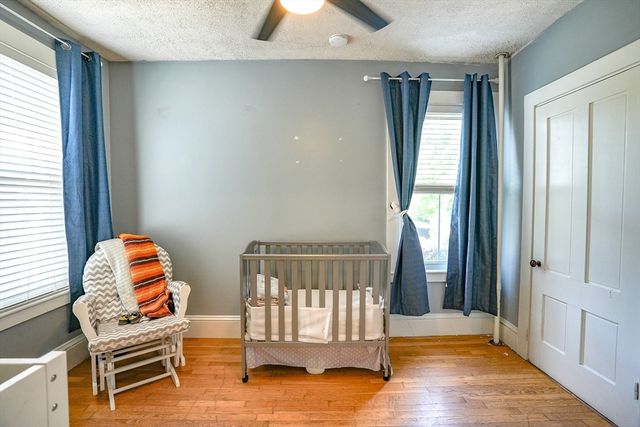 170 Hopedale St, Hopedale, MA 01747