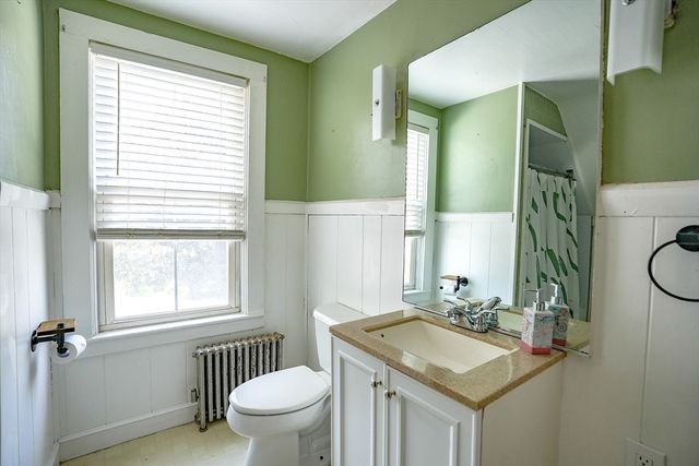170 Hopedale St, Hopedale, MA 01747