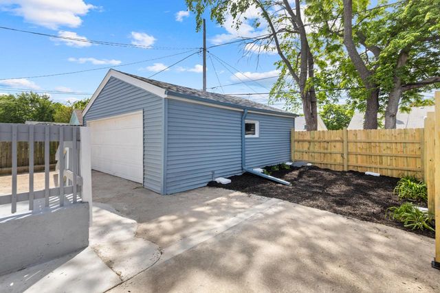 2451 N 58th STREET, Milwaukee, WI 53210
