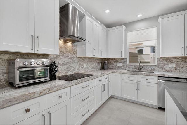 5310 NW 26th Circle, Boca Raton, FL 33496