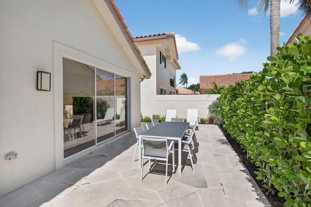 5310 NW 26th Circle, Boca Raton, FL 33496