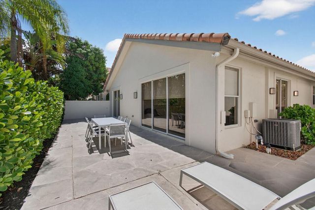 5310 NW 26th Circle, Boca Raton, FL 33496