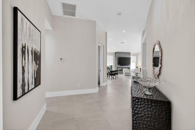 5310 NW 26th Circle, Boca Raton, FL 33496