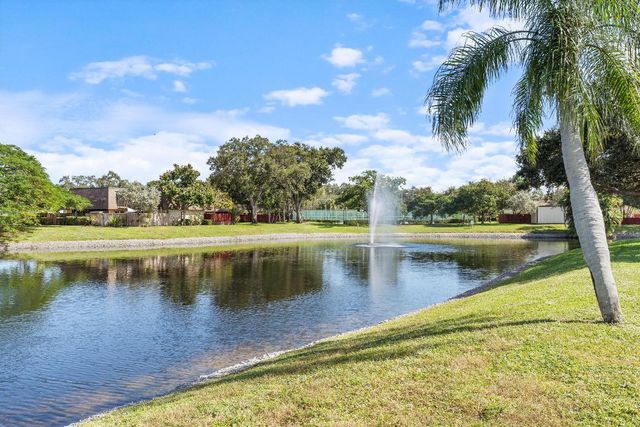 2897 SW 22nd Circle 44b, Delray Beach, FL 33445