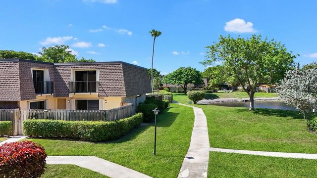 2897 SW 22nd Circle 44b, Delray Beach, FL 33445