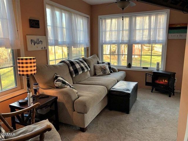 583 Loraine Street, Pigeon Forge, TN 37863