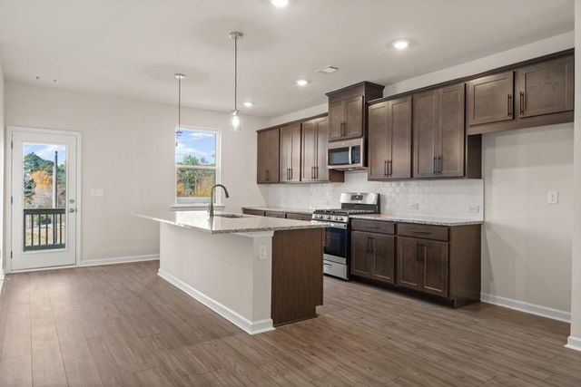 312 Cornett Way, Lawrenceville, GA 30046