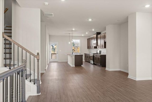 312 Cornett Way, Lawrenceville, GA 30046