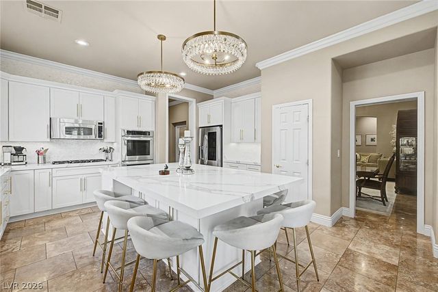 9350 Wilderness Glen Avenue, Las Vegas, NV 89178