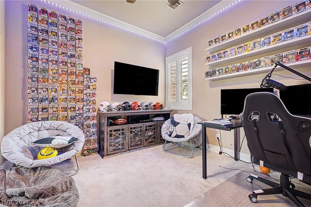9350 Wilderness Glen Avenue, Las Vegas, NV 89178