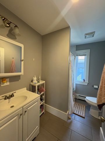 10 Greenville Street 2, Somerville, MA 02143