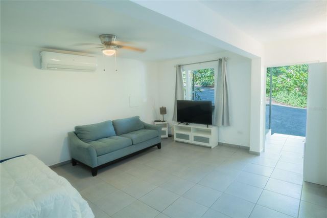 1 BARRIO JIMENEZ, Rio Grande, PR 00745