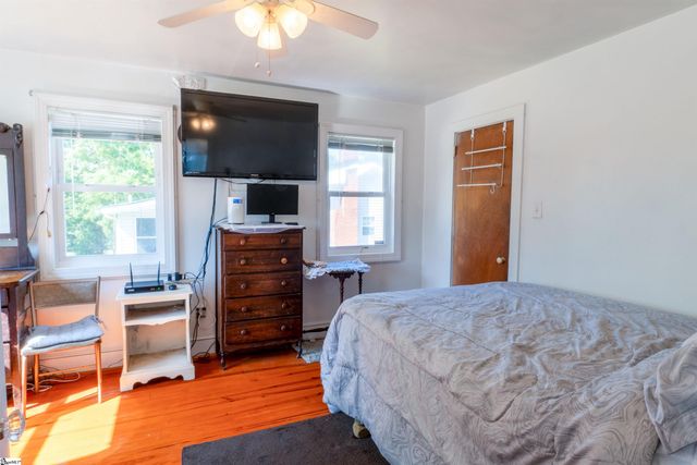 301 Lee Street, Pickens, SC 29671