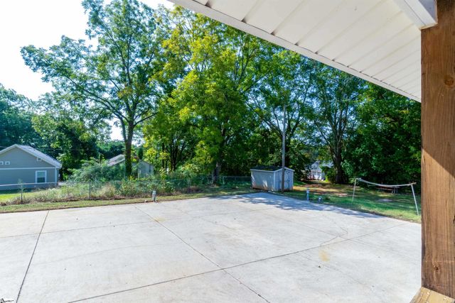 301 Lee Street, Pickens, SC 29671