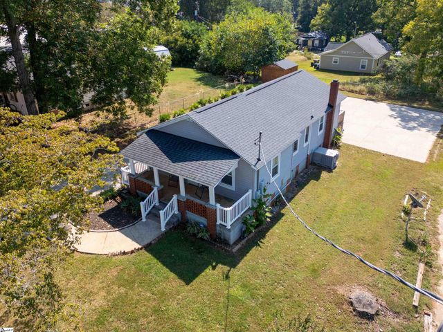 301 Lee Street, Pickens, SC 29671