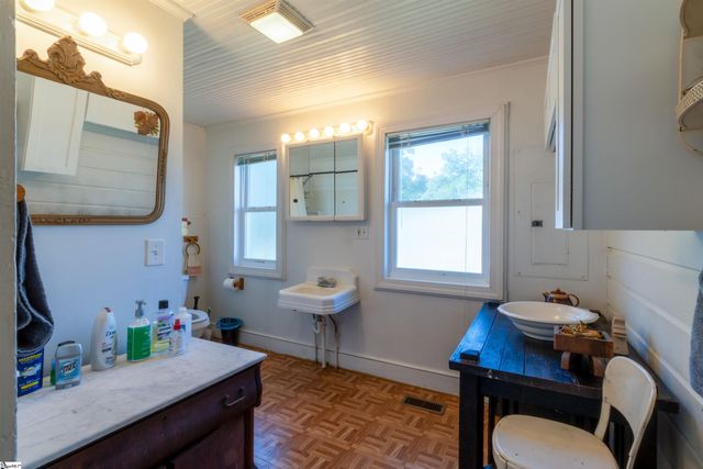 301 Lee Street, Pickens, SC 29671
