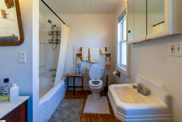 301 Lee Street, Pickens, SC 29671