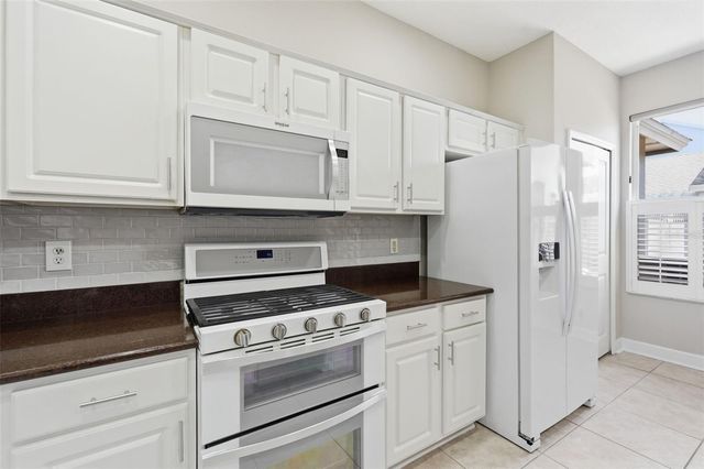 10111 HAYFIELD WAY, Tampa, FL 33626