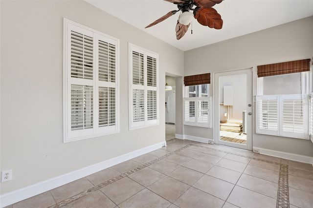 10111 HAYFIELD WAY, Tampa, FL 33626