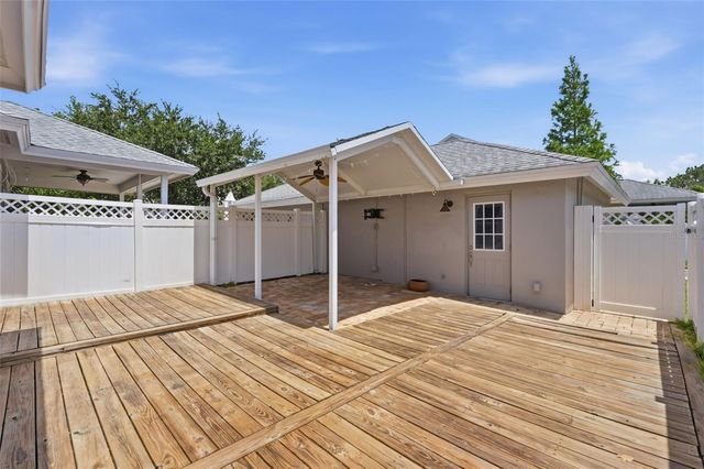 10111 HAYFIELD WAY, Tampa, FL 33626