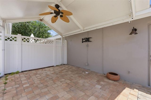 10111 HAYFIELD WAY, Tampa, FL 33626