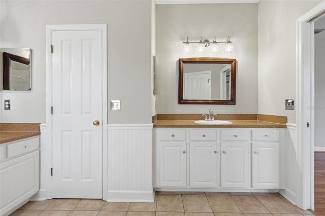 10111 HAYFIELD WAY, Tampa, FL 33626