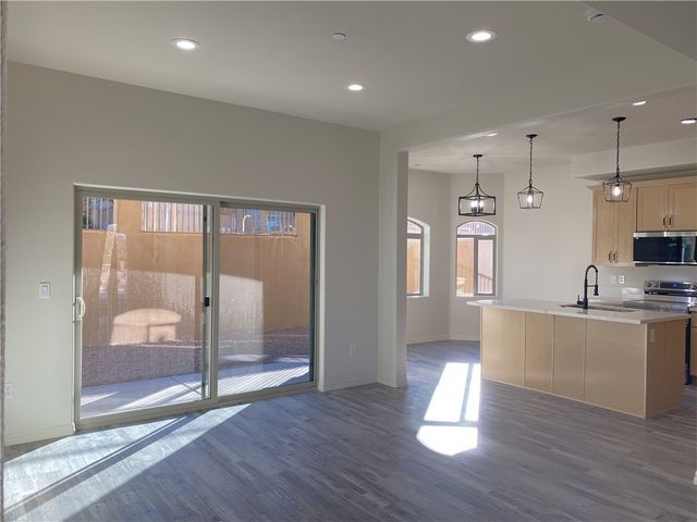 890 Florence Avenue 103, Bullhead City, AZ 86429