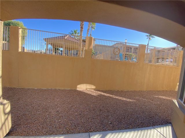 890 Florence Avenue 103, Bullhead City, AZ 86429