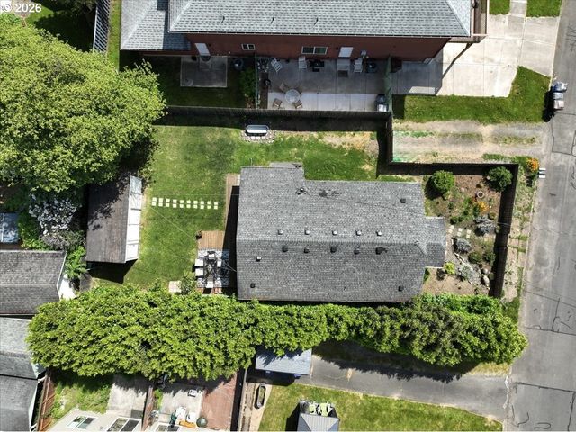 1023 B St, Washougal, WA 98671