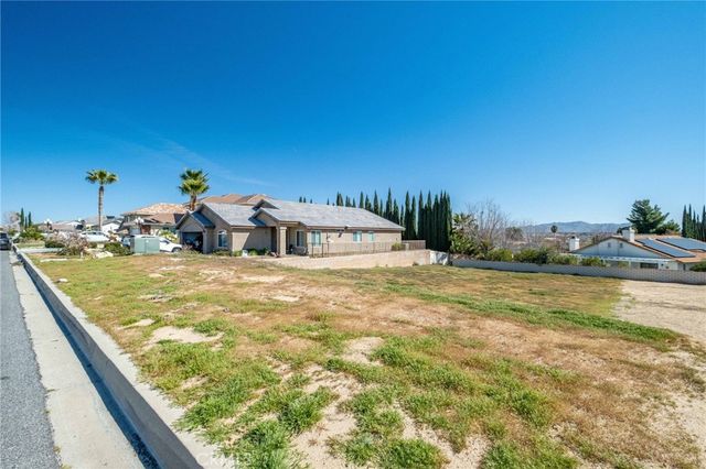 13145 Autumn Leaves Ave, Victorville, CA 92395