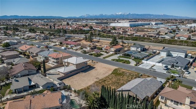 13145 Autumn Leaves Ave, Victorville, CA 92395