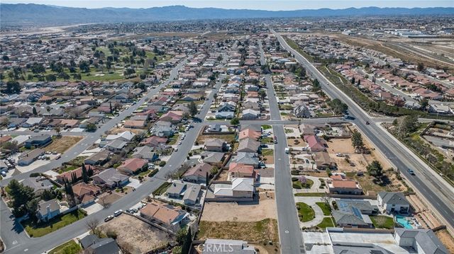 13145 Autumn Leaves Ave, Victorville, CA 92395