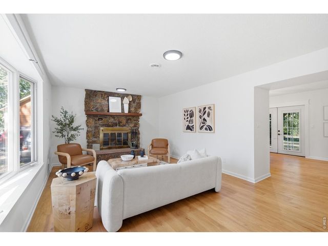 545 E 11th St, Loveland, CO 80537