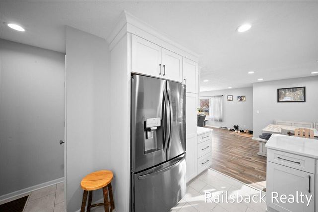 4901 Pinedell Avenue NE, Comstock Park, MI 49321