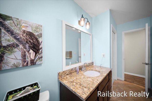 4901 Pinedell Avenue NE, Comstock Park, MI 49321