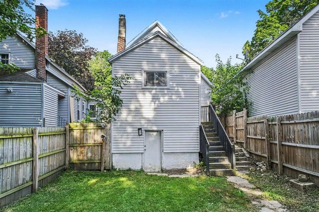 570 Valley Avenue, Grand Rapids, MI 49504