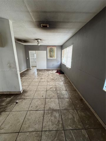 530 NW 31st Ave, Fort Lauderdale, FL 33311