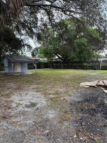 530 NW 31st Ave, Fort Lauderdale, FL 33311