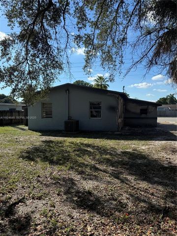 530 NW 31st Ave, Fort Lauderdale, FL 33311