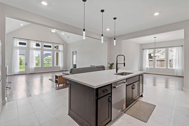 7327 Sunny Oak Lane, Fulshear, TX 77441