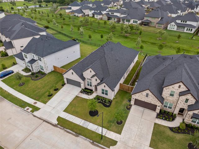 7327 Sunny Oak Lane, Fulshear, TX 77441