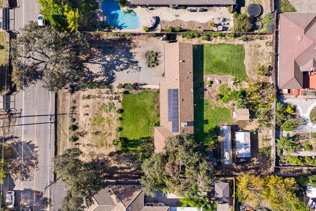6141 Lincoln Ave, Carmichael, CA 95608